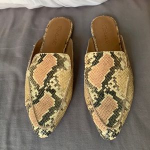 Madewell Frances Skimmer Loafer in Snake Print Leather size 9 EUC